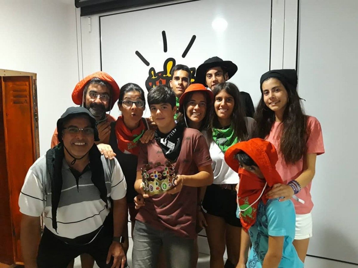 Participants de la Patum Room Escape, una iniciativa  inspirada en la festa.