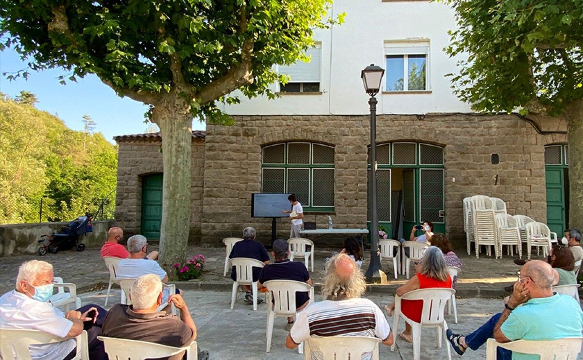 Presentació dels projectes urbanístics a Viladomiu Vell