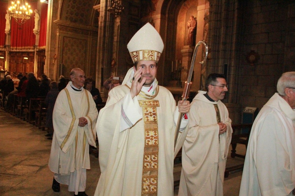 El Bisbe de Solsona, al final de la Missa Crismal