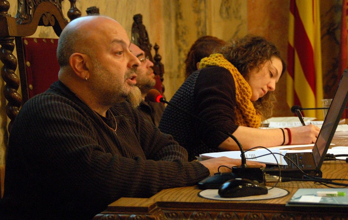 Francesc Ribera, en primer pla durant un plenari de l'Ajuntament de Berga.