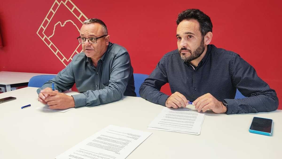 Josep Lara i Abel Garcia, en una compareixença