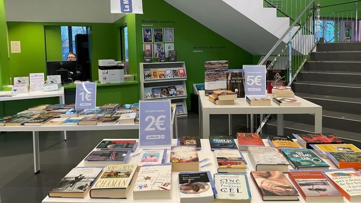 La Biblioteca de Gironella destinarà els guanys de la venda de llibres de segona mà a La Marató 