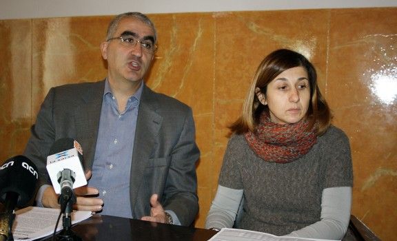 L'alcalde de Berga, Juli Gendrau, i la regidora d'Economia, Sílvia Salvador