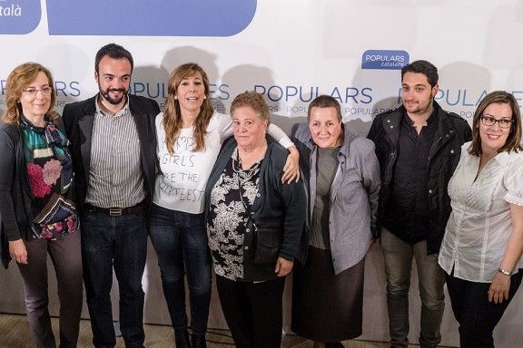 Candidats i simpatitzants del PP al Berguedà, amb la presidenta del partit, Alícia Sánchez-Camacho