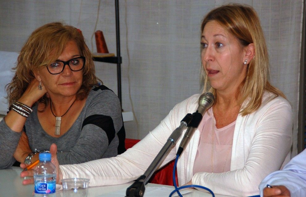 L'alcaldessa de Guardiola i diputada Montserrat Ribera i la consellera Neus Munté