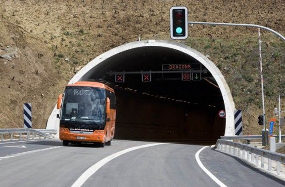 El túnel de Bracons tornarà a patir restriccions parcials aquesta setmana.