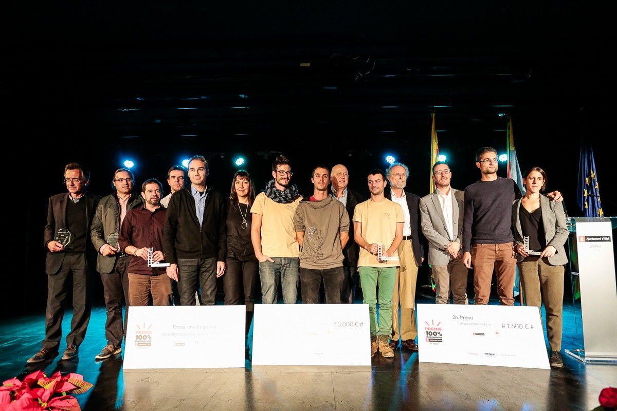 Tots els premiats a l'escenari de la Sala El Torin, on ha tingut lloc la cinquena edició dels premis.