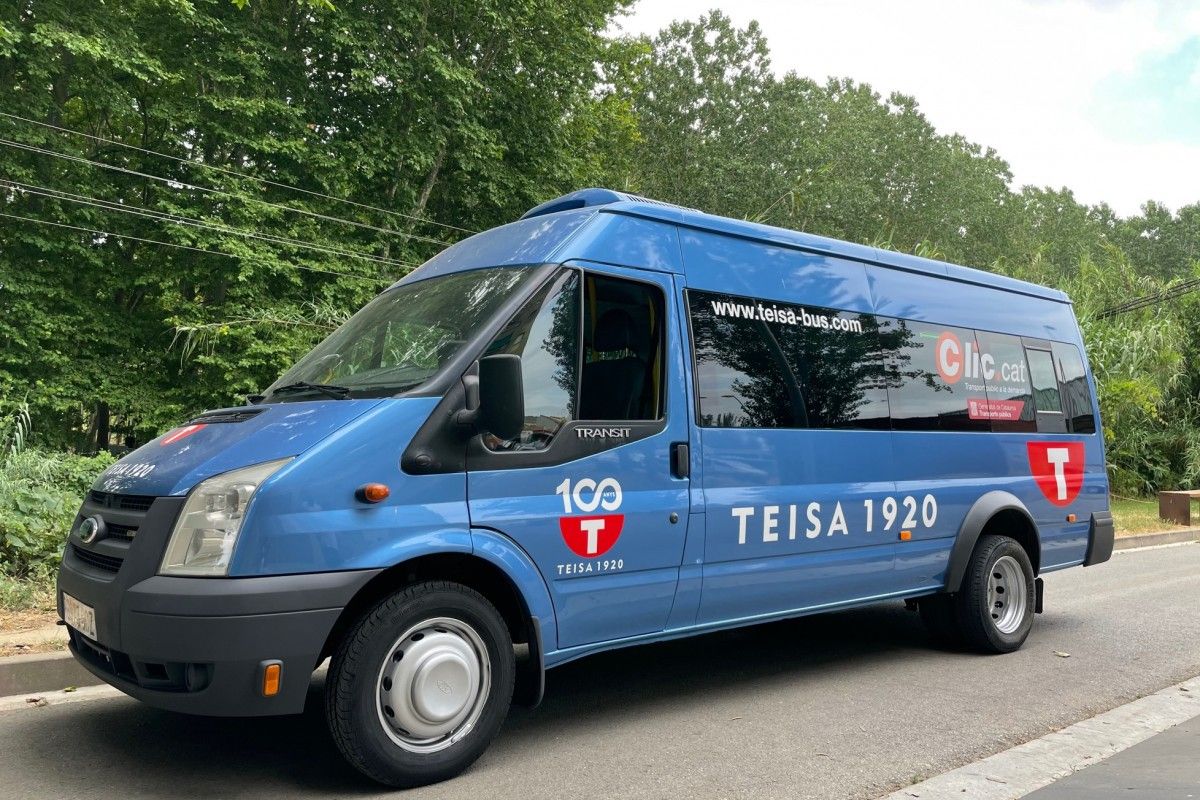 Un autobús a demanda de TEISA