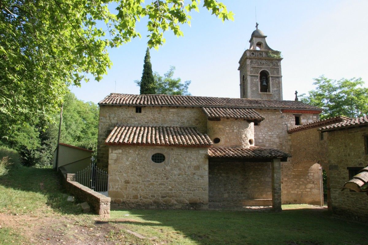 L'església de Santa Maria de Puigpardines es tenirà de lila contra la violència masclista.