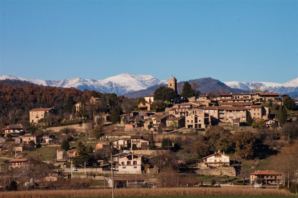 Vista del poble del Mallol