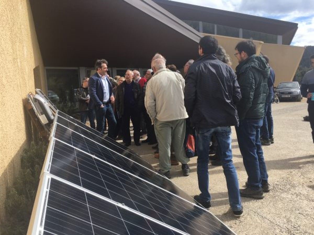 Aquest cicle sobre la transició energètica es va iniciar el passat 11 de març a Can Trona, a la Vall d'en Bas.