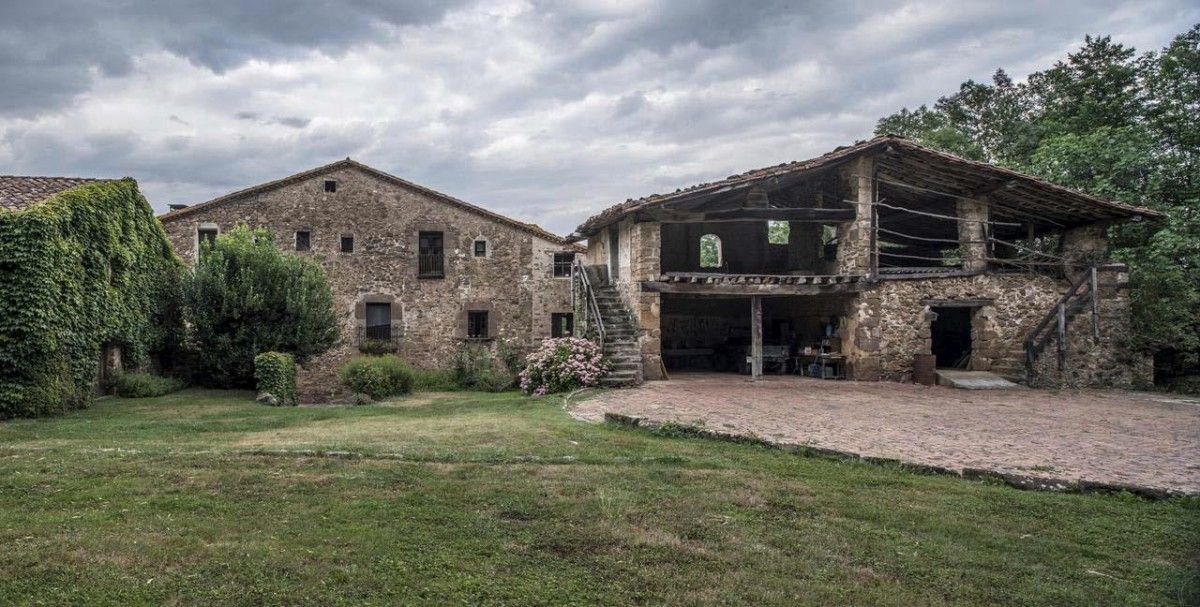 L’antiga finca de La Vila, a la Vall de Bianya, serà la seu del  centre de recerca de RCR Arquitectes.