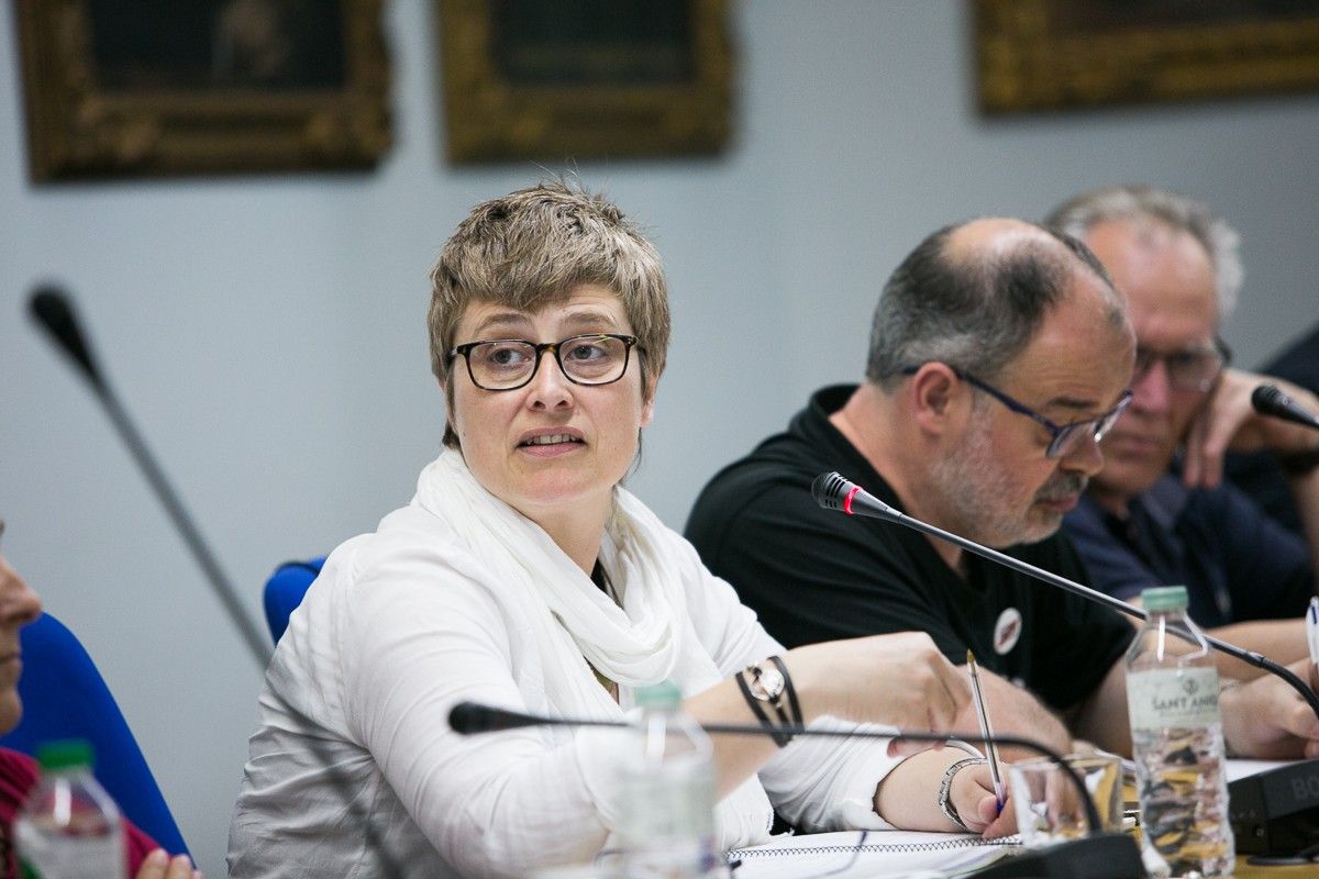 Mireia Tresseras s'ha mostrat decebuda de les dinàmiques institucionals a l'Ajuntament d'Olot.