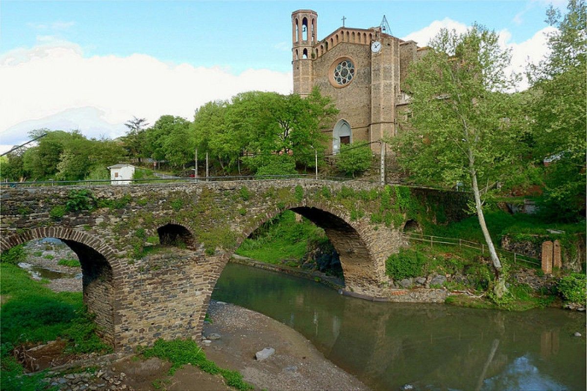 El pont medieval de Sant Joan les Fonts.