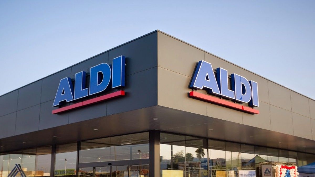 La remodelació de l'ALDI d'Olot compta amb 1.200 m2 de botiga i 100 places d'aparcament.