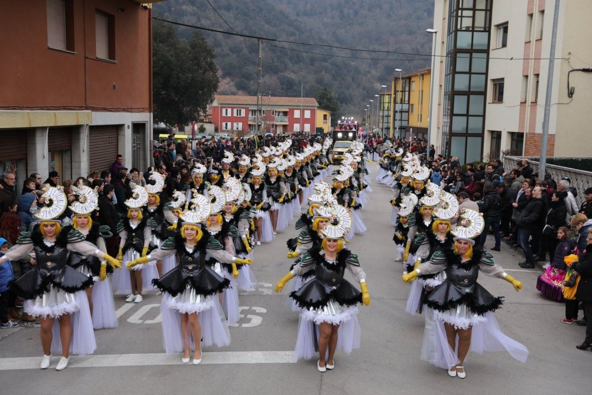 El Carnaval de Sant Joan les Fonts es caracteritza per ser el carnaval de l’amistat.