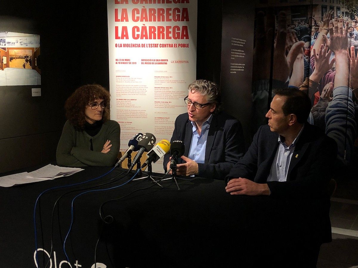 Montserrat Mallol, Enric Calpena i Pep Berga durant la presentació.