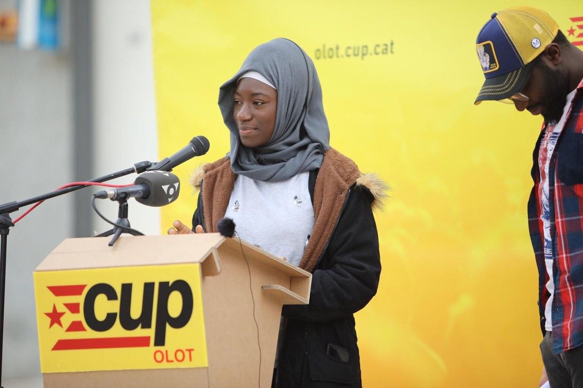Aisata Gumaneh ha presentat el programa sobre educació de la CUP Olot.