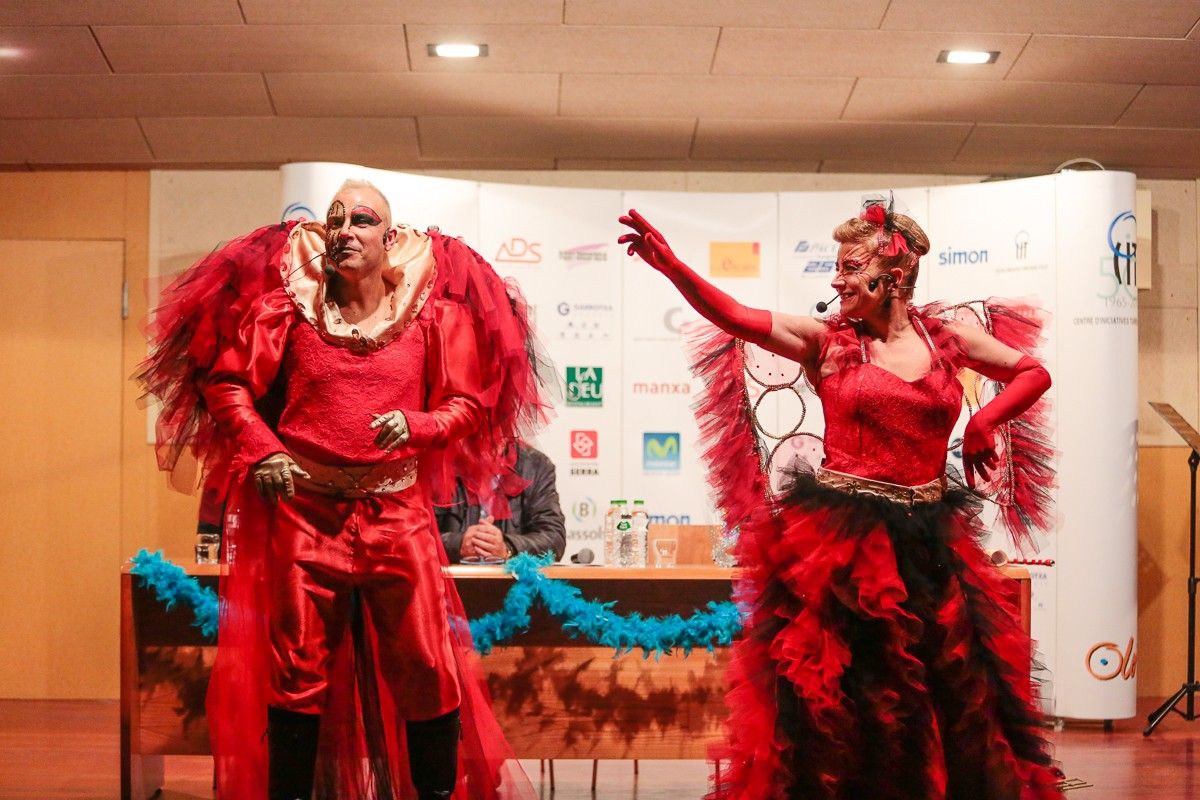 David Muñoz i Mònica Paz són els reis del Carnaval d'Olot 2017