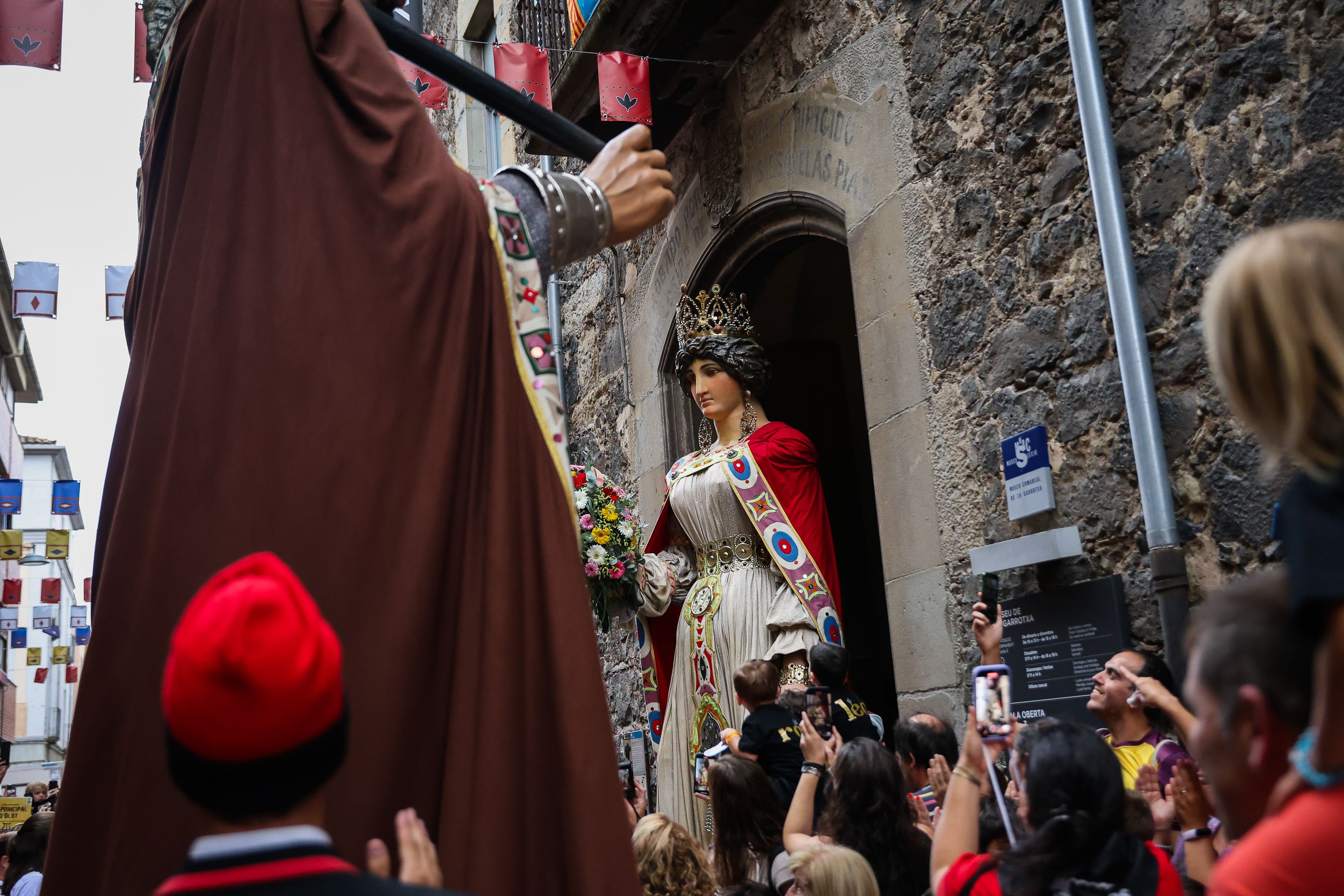 Festes del Tura 2024: Cercavila de la faràndula olotina