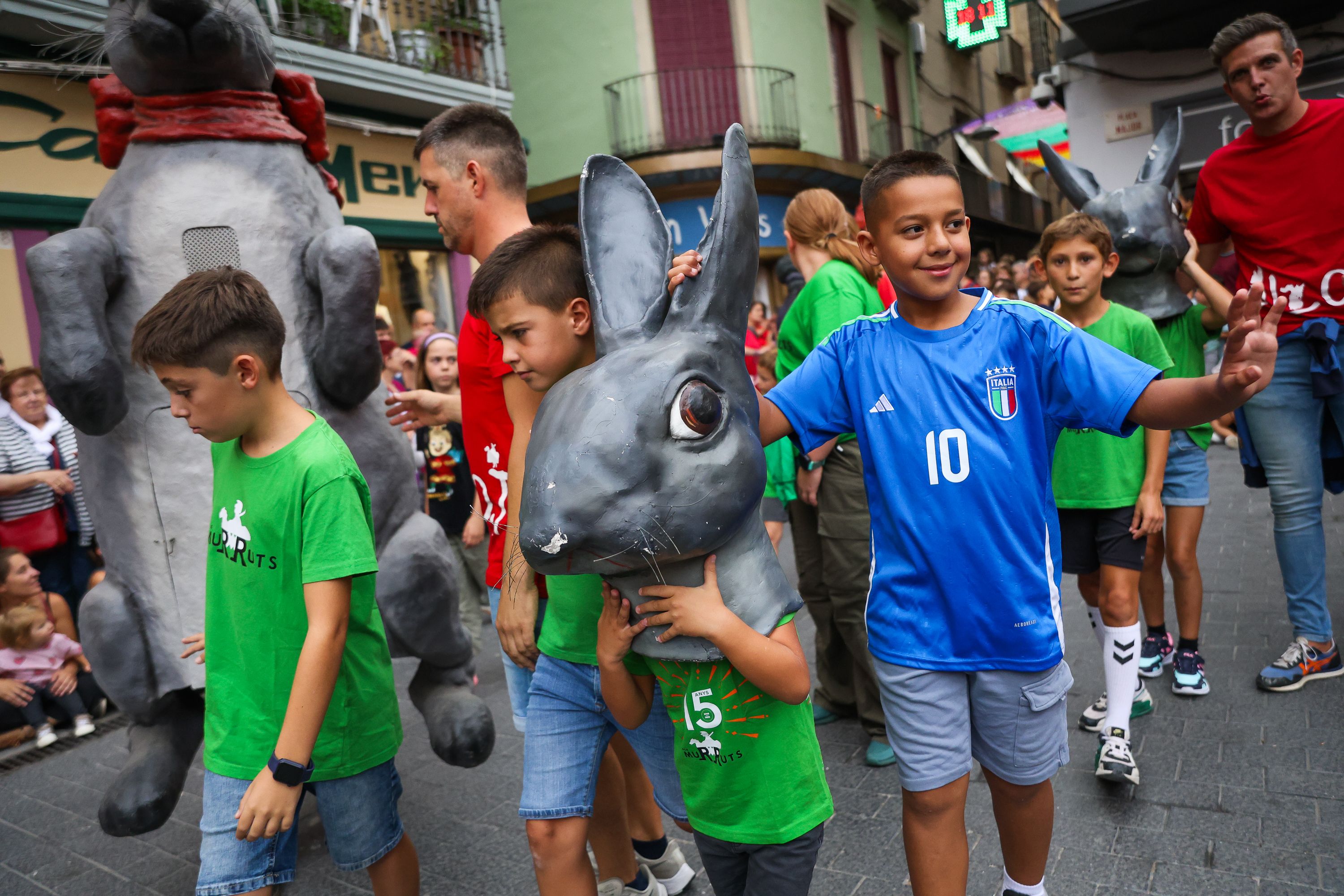 Festes del Tura 2024: Cercavila de la faràndula olotina