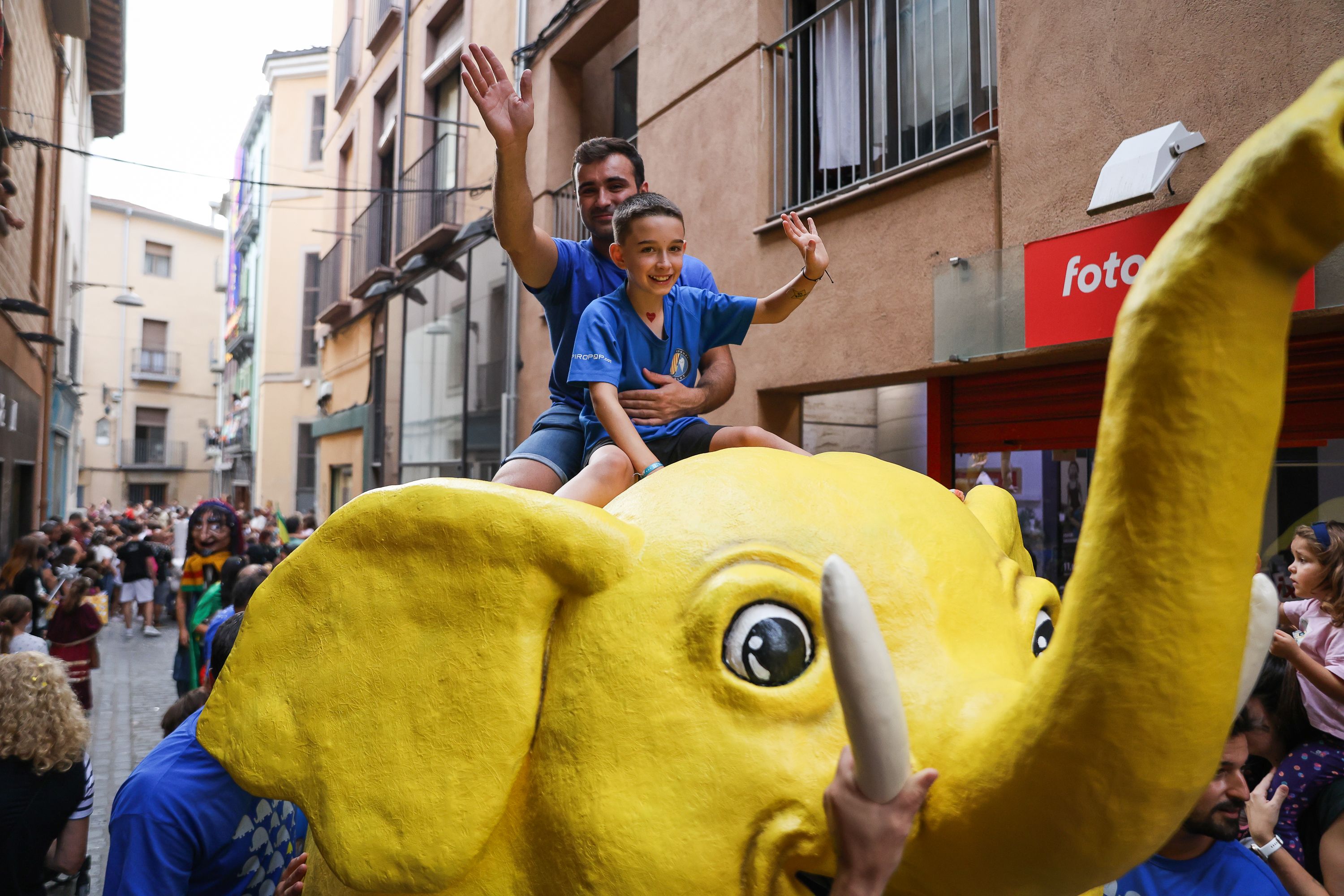 Festes del Tura 2024: Cercavila de la faràndula olotina