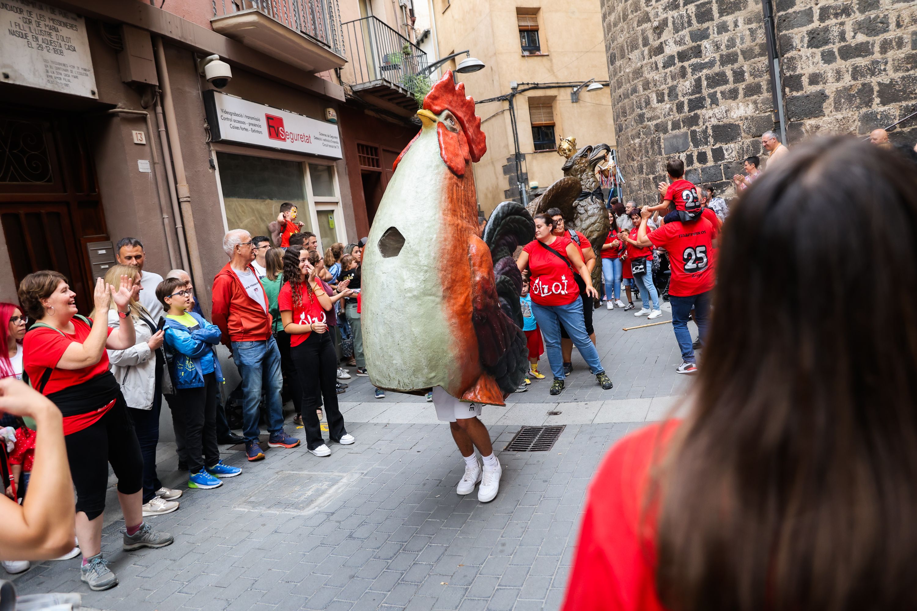 Festes del Tura 2024: Cercavila de la faràndula olotina