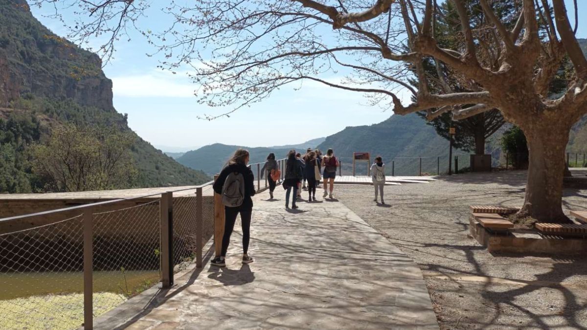 Visitants al santuari de Sant Miquel