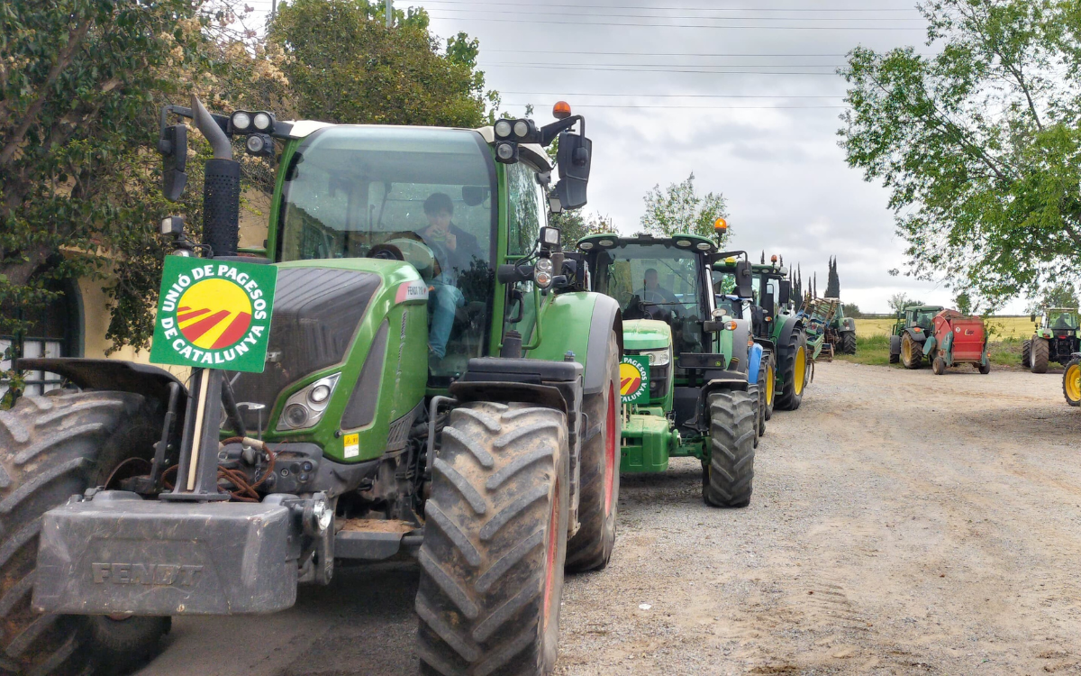 Tractors en la protesta a l'àmbit de Gallecs