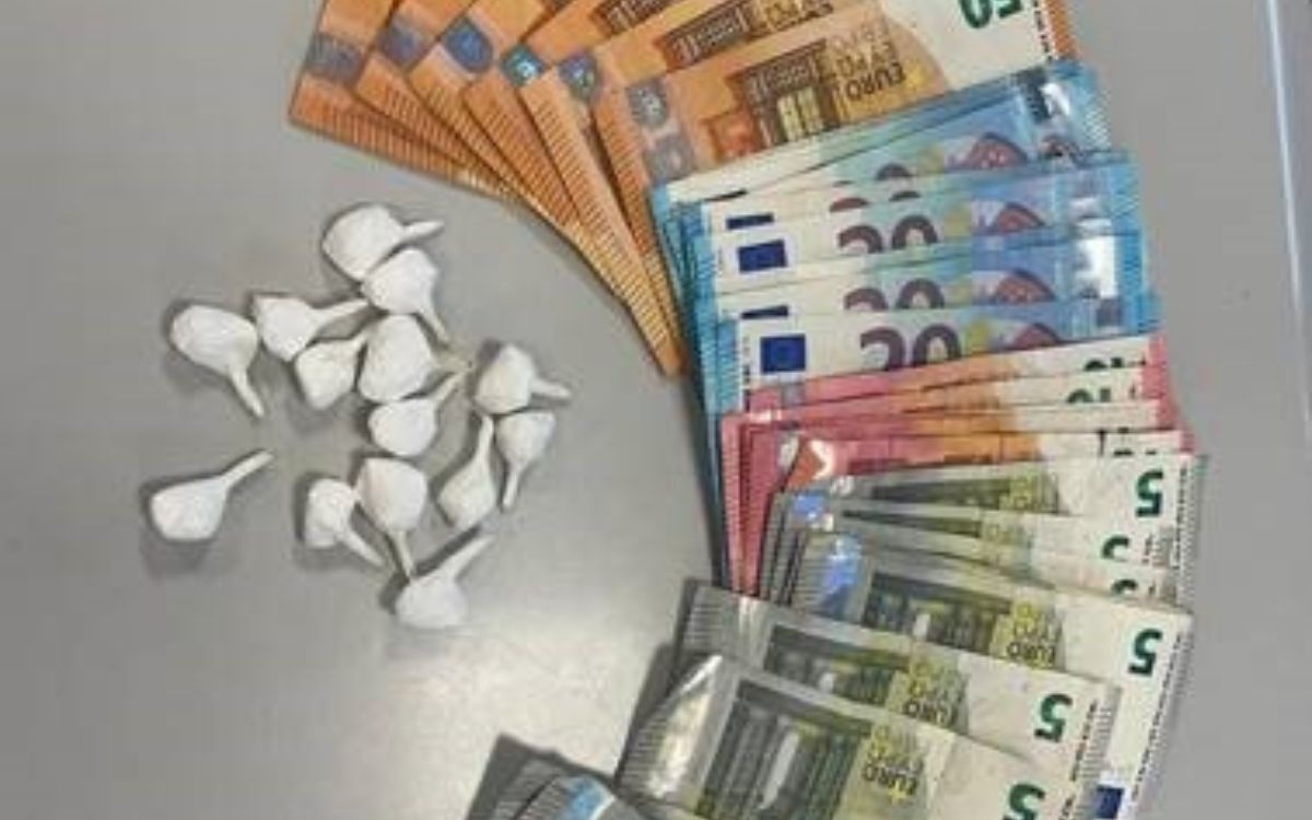 Droga i diners comissats en la detenció
