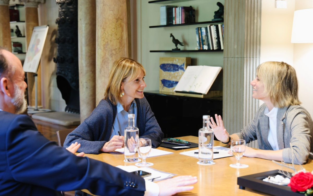 Reunió de la presidenta de la Diputació, Lluïsa Moret, i l'alcaldessa de Granollers, Alba Barnusell