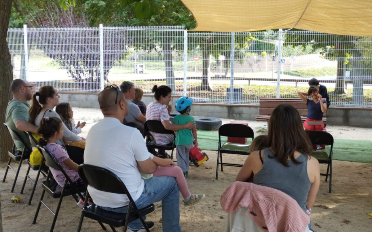 Monòleg a la plaça: Cures, a l’escola bressol de Vallromanes