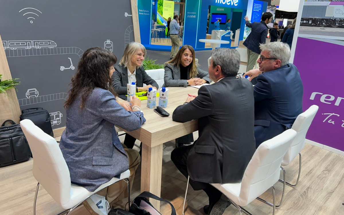 Reunió de treball entre les alcaldesses de Granollers i la Garriga amb responsables del Ministeri