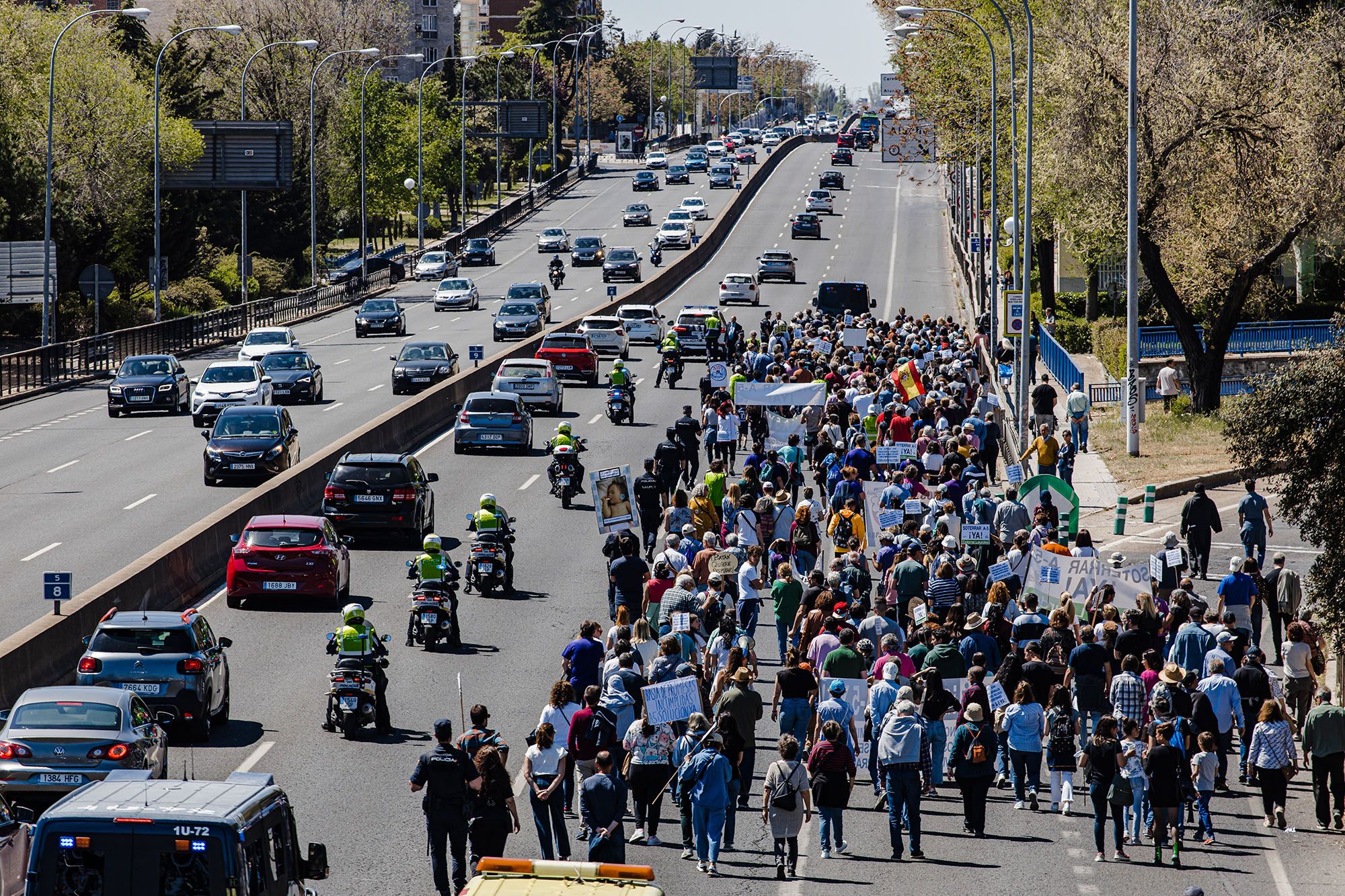 Manifestació contra una autopista urbana a Madrid