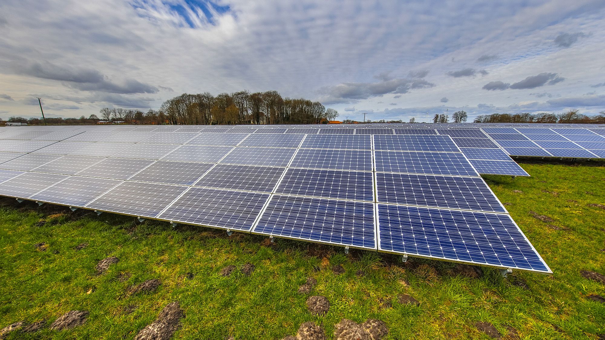 Les comarques barcelonines tenen més de 76.000 hectàrees que podrien acollir parcs solars fotovoltaics