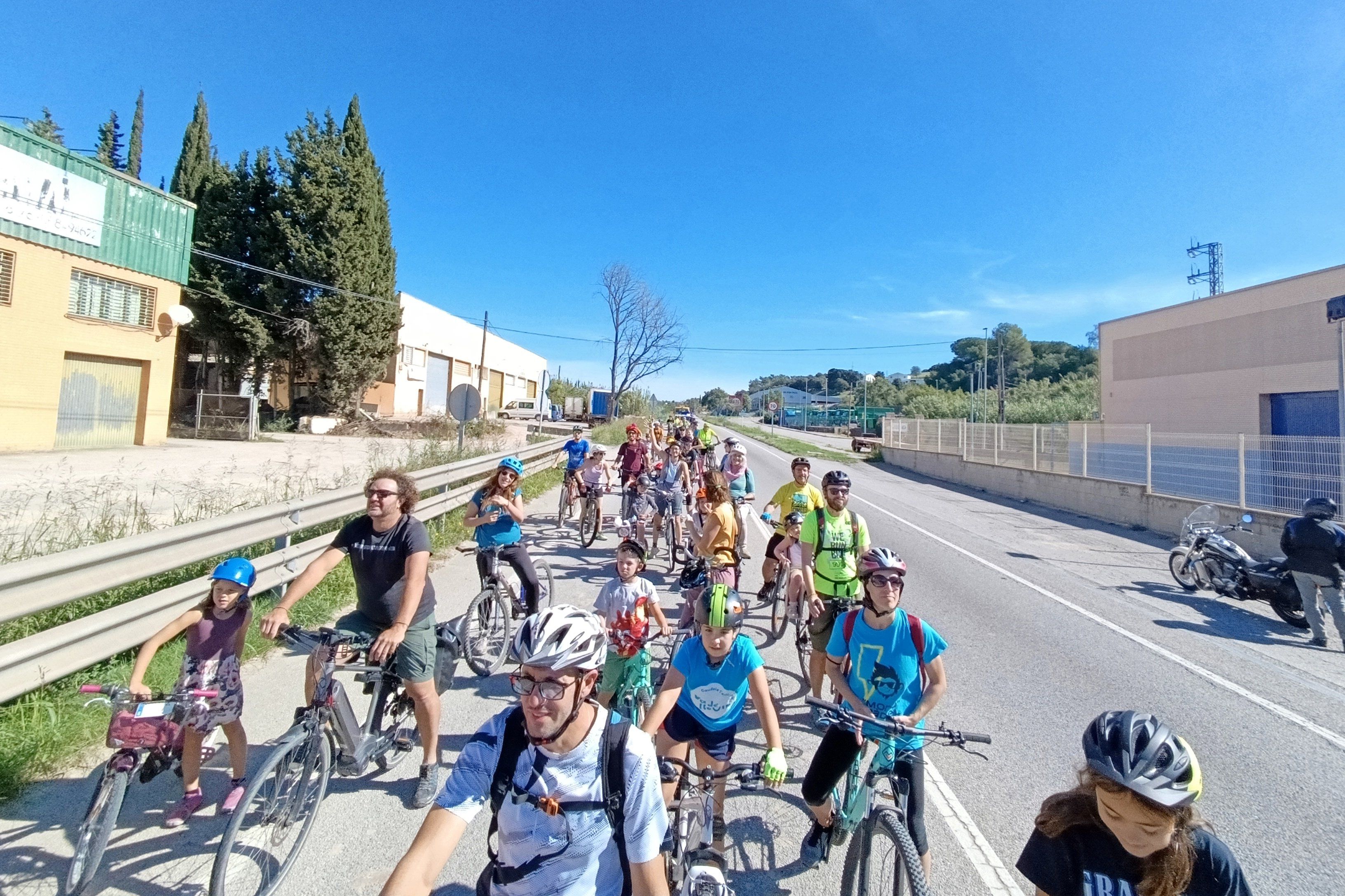 Mobilització ciclista per reclamar la connexió entre Granollers i Cardedeu