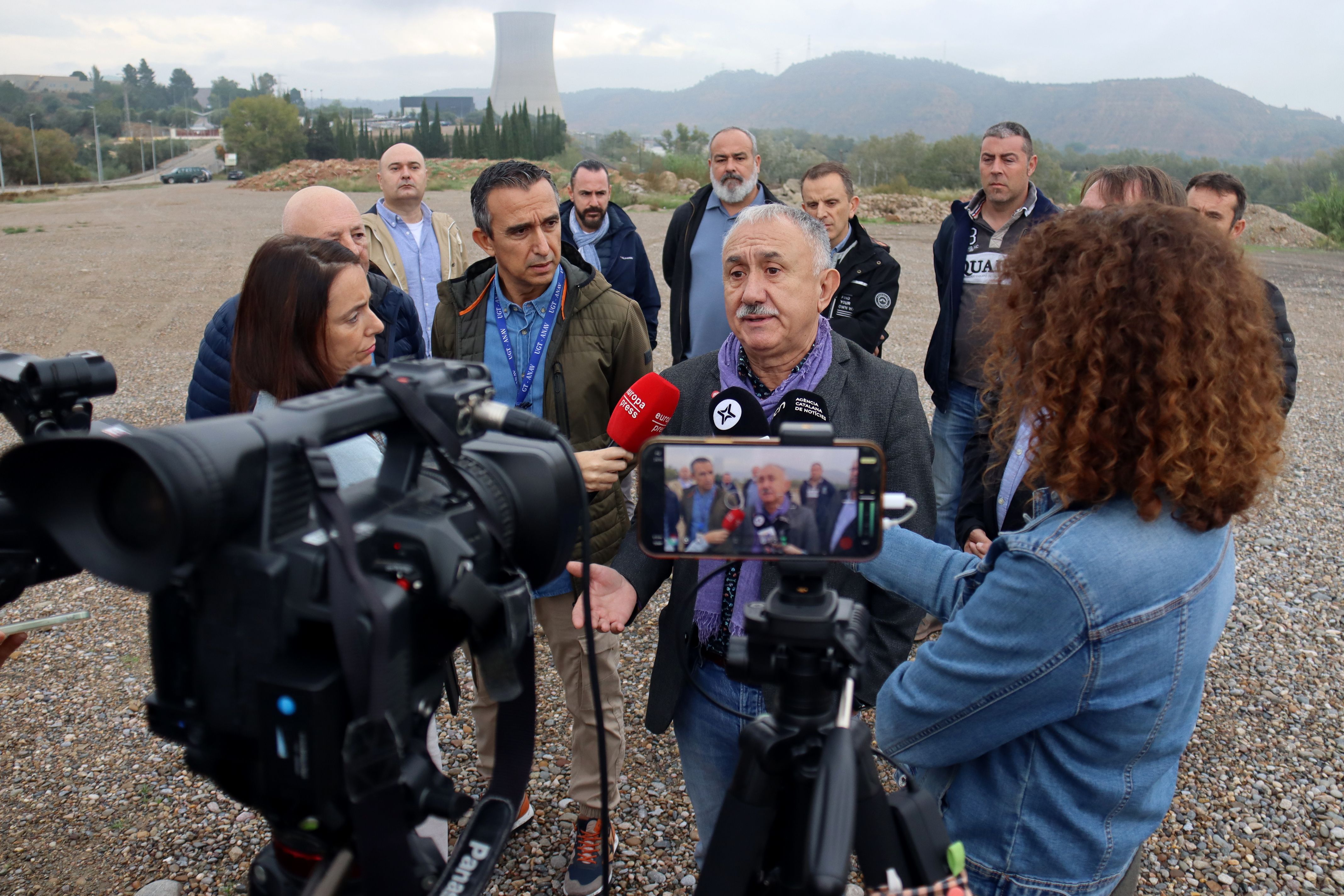 Les centrals nuclears catalanes han de tancar entre el 2030 i el 2035