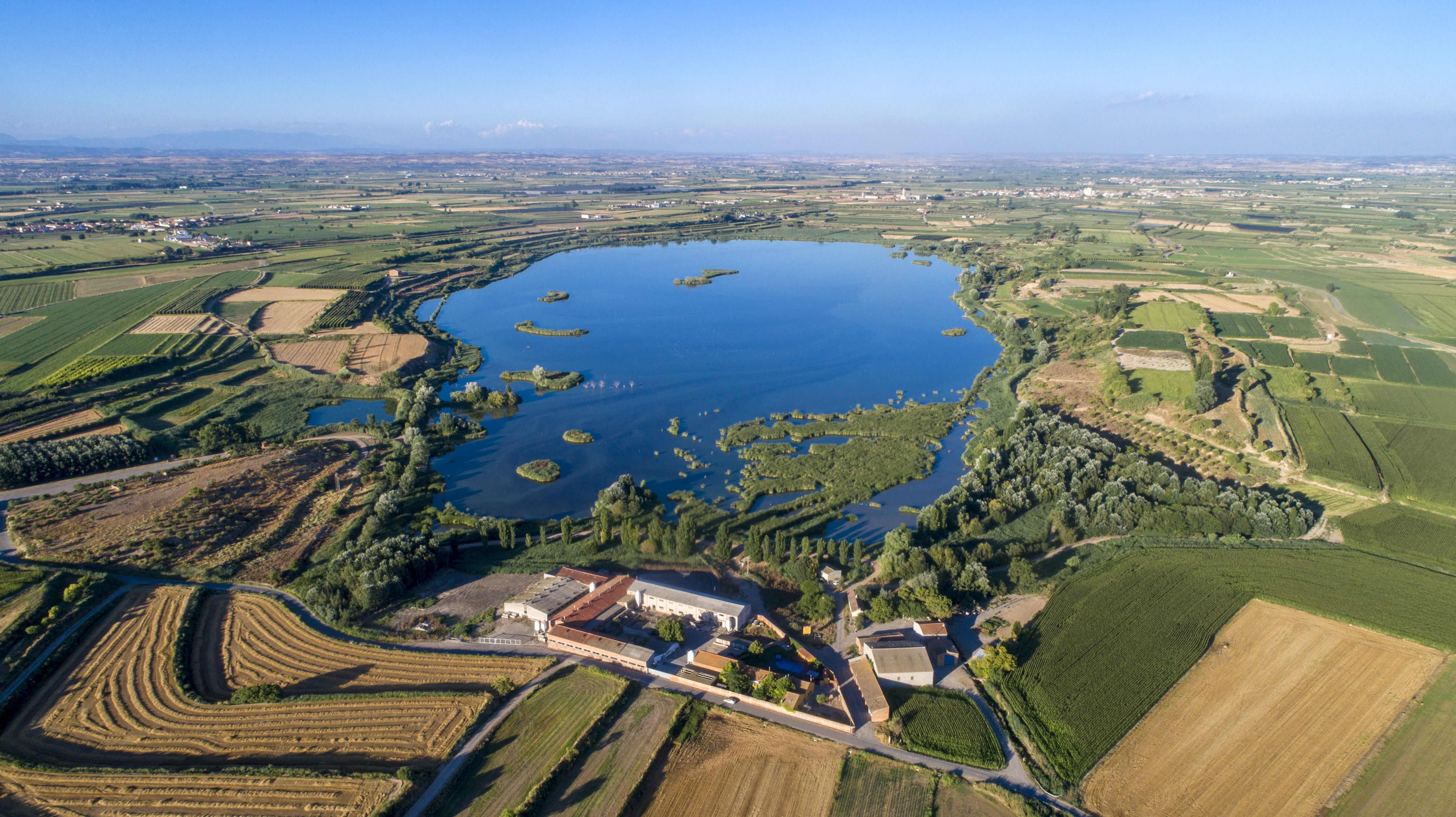 El Govern aposta per reproduir restauracions com la de l'estany d'Ivars i Vila-sana