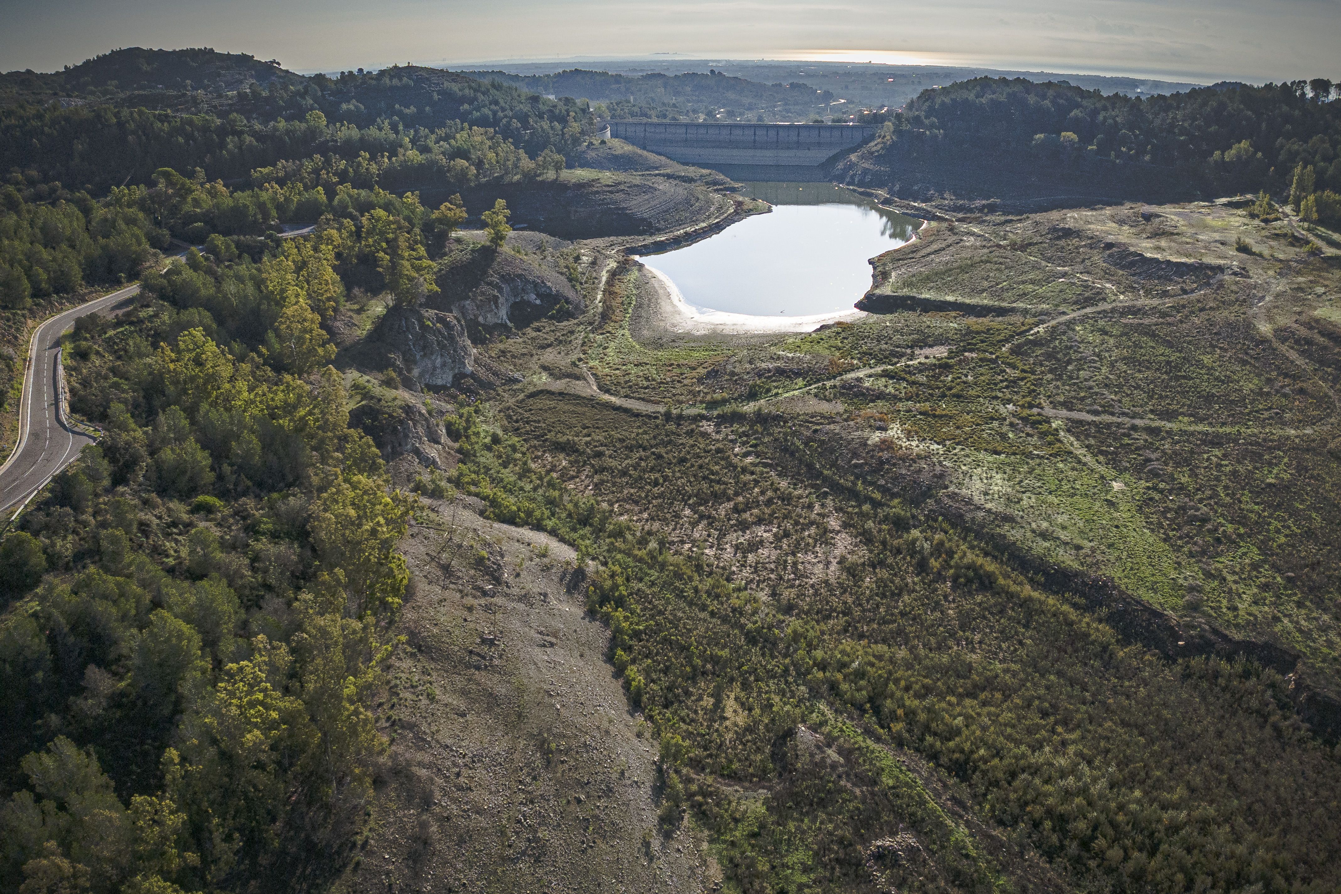 Una quarta part dels municipis de les conques internes encara superen el consum màxim