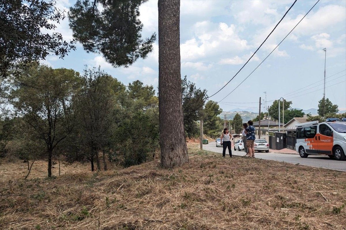 Visita institucional a les franges perimetrals a Can Parellada