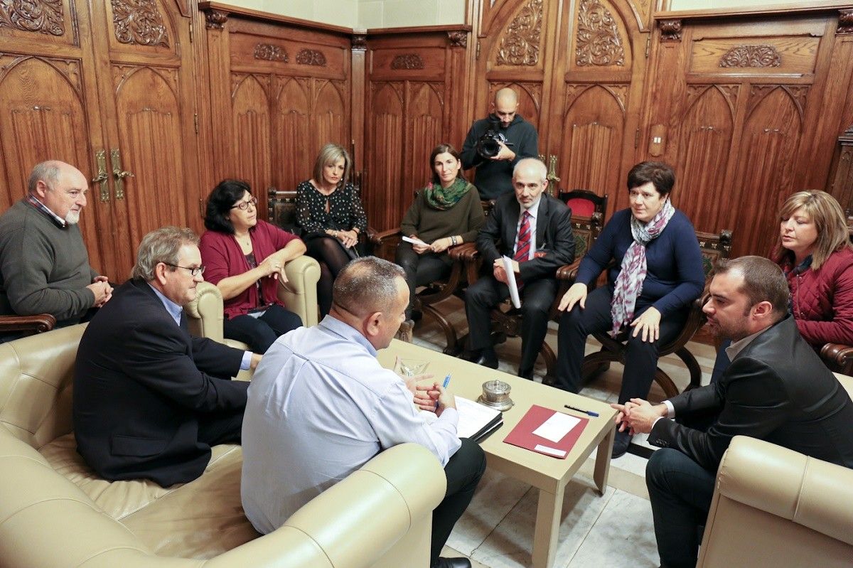 Reunió de l'alcalde amb entitats de les Fonts i Can Parellada.