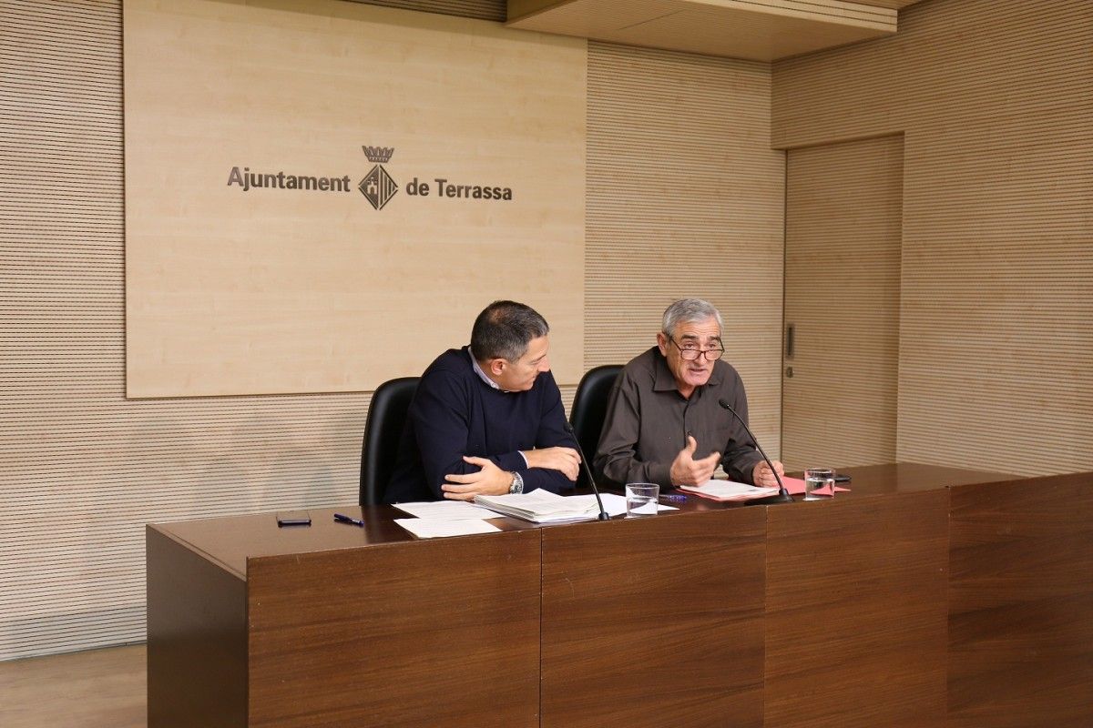 Miquel Sàmper i Alfredo Vega, a la roda de premsa prèvia al ple