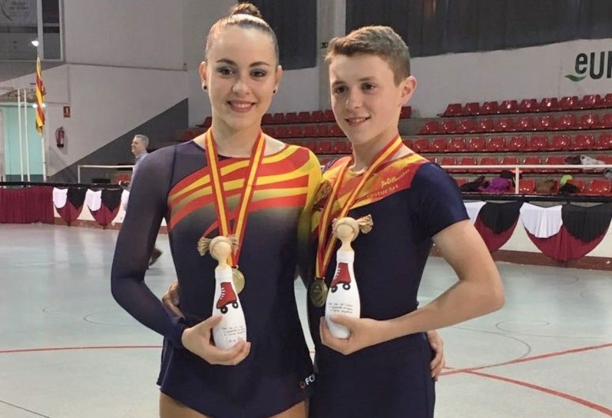 Laia Bou i Aleix Bou, amb la seva medalla.