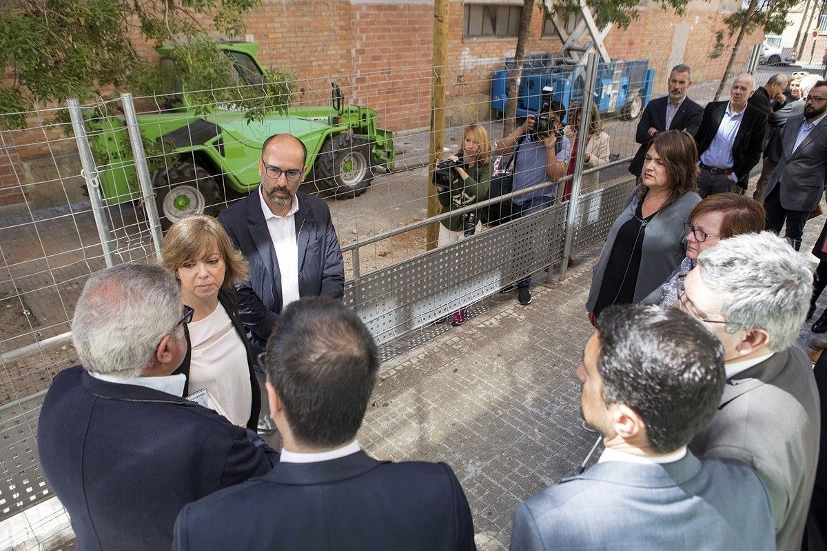 Representants de l'Ajuntament de Terrassa i de la Generalitat han visitat les obres.