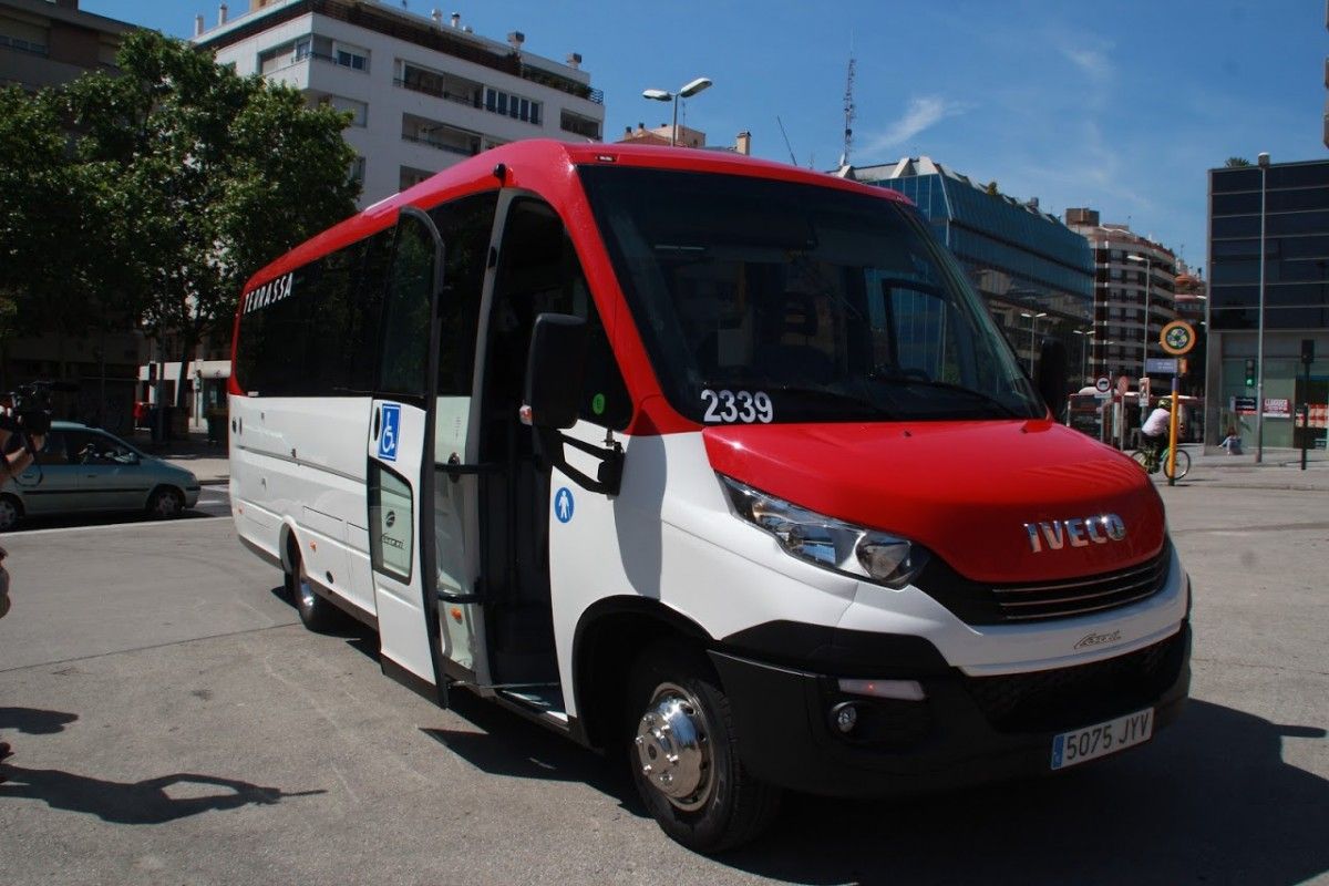 El nou autobús per a persones amb mobilitat reduïda de TMESA.