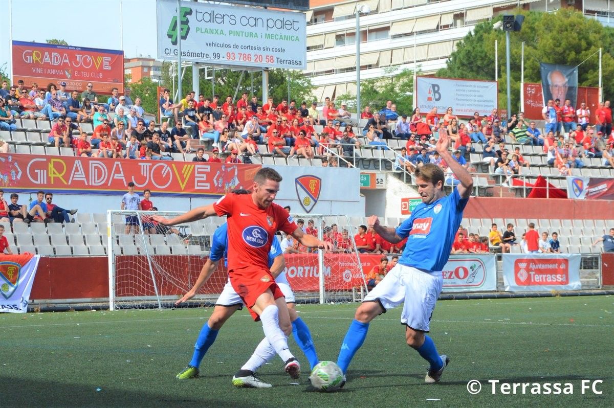 El Terrassa FC va perdre contra l'Ontinyent davant de quasi 4.000 espectadors.