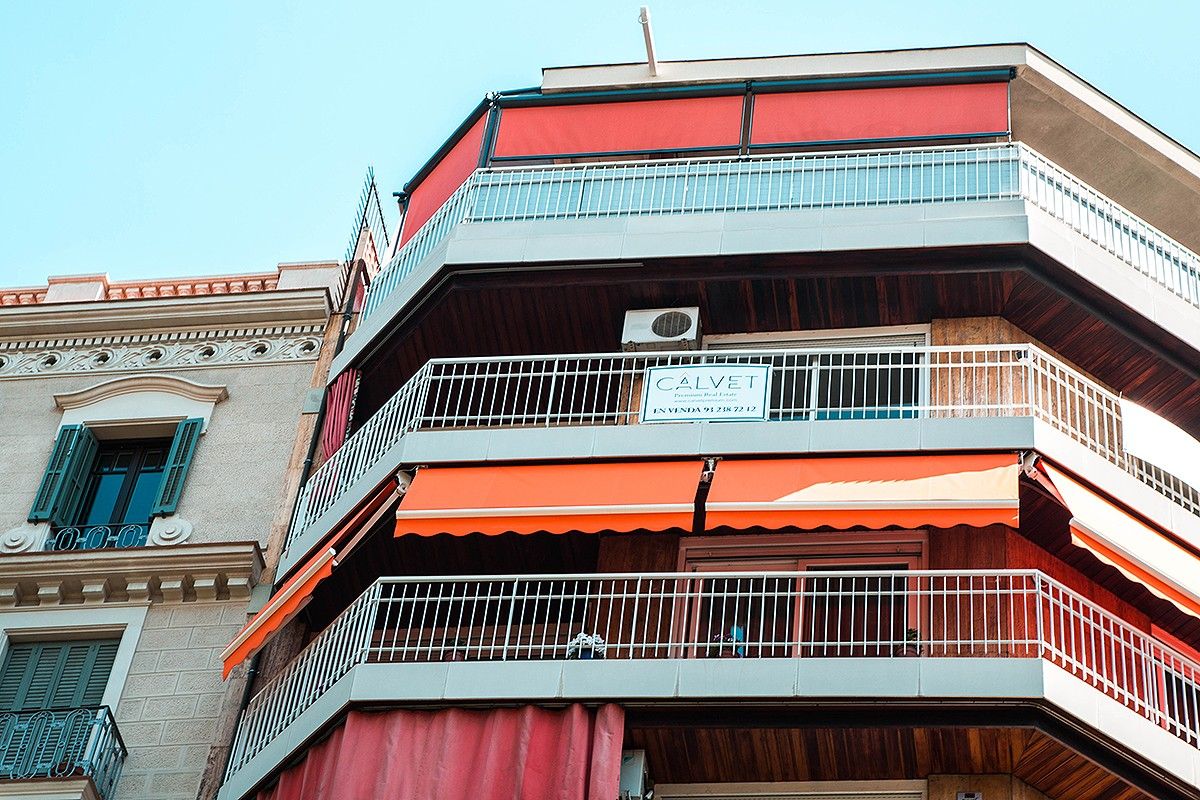 Bloc de pisos del barri de l'Eixample, a Barcelona