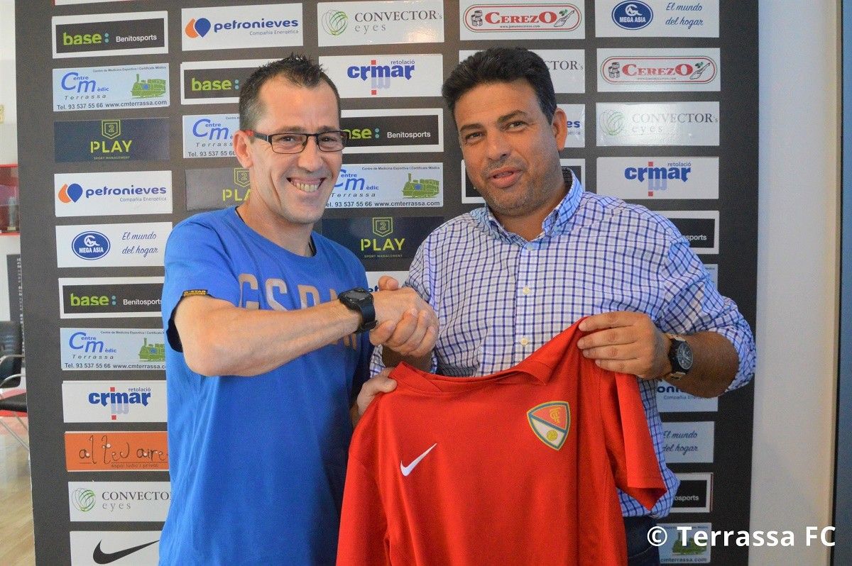 Diego Blanco, amb el president del Terrassa FC.