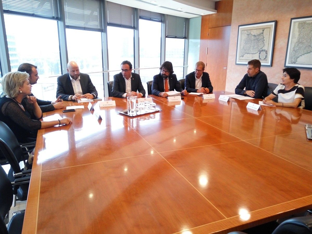Reunió de Josep Rull i el seu equip amb els alcaldes i alcaldesses de Terrassa, Viladecavalls, Abrera i Olesa
