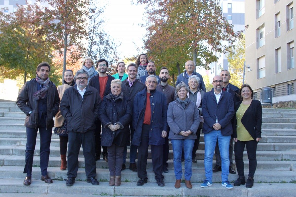 Membres de la llista del PSC de Terrassa de 2015, en un recent acte de suport a l'alcaldia d'Alfredo Vega.